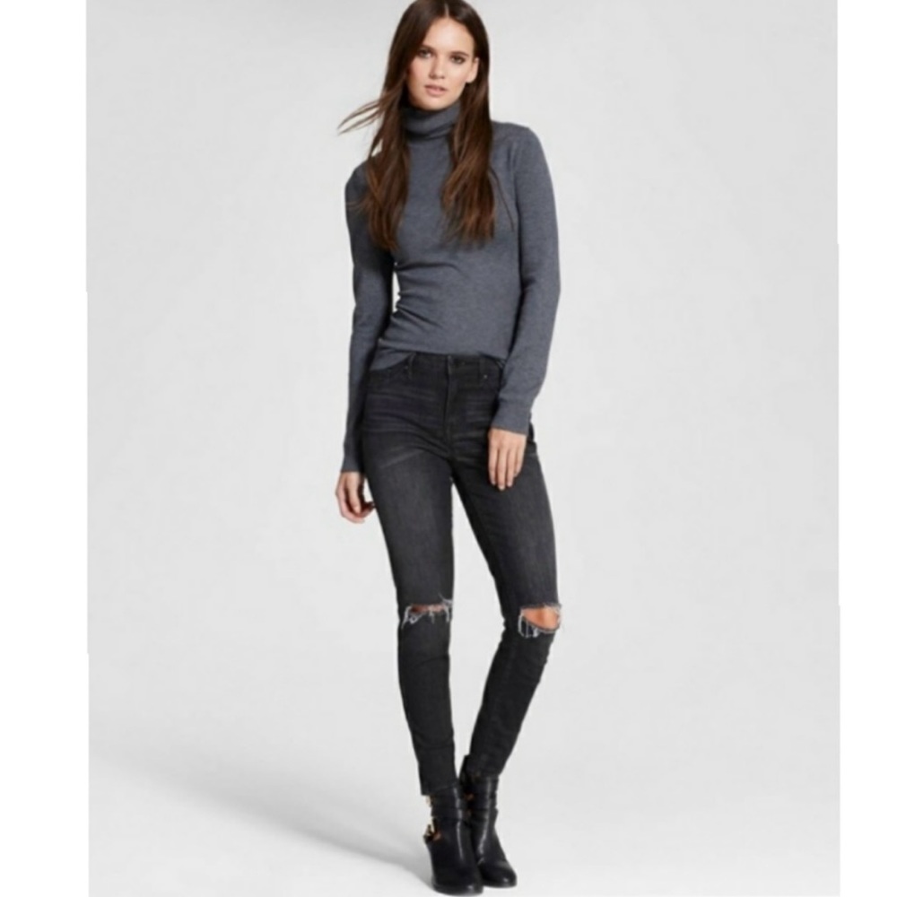 Mossimo Charcoal Dark Grey Mid-Rise Cropped Distressed Jeggings Jeans Size 6